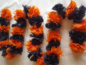Dashboard Garland - Black and Orange 2