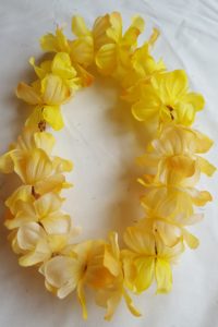 Beaded Lei - Yellow Petals